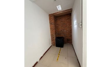 ARRIENDO de LOCAL-Chicó Norte,148.85mts, 1 baño, 10.5M+admin+IVA