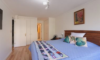 Departamento en Venta en Avenida Cristóbal Colón / Américo Vespucio