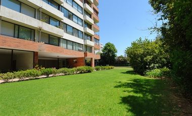 Departamento en Venta en Avenida Cristóbal Colón / Américo Vespucio