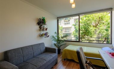 Departamento en Venta en Avenida Cristóbal Colón / Américo Vespucio