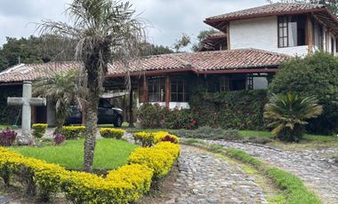 Vendo Quinta Conocoto sector Armenia 1 entre puente 8 y 9