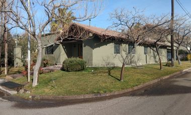 Casa a la Venta en Club de Campo Mendoza