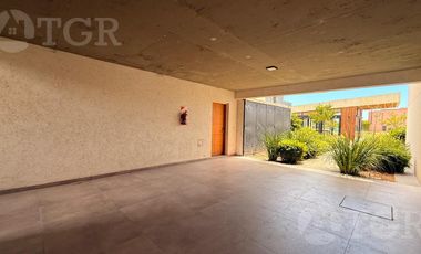 Venta departamento en barrio Cerrado Canal Náutico en Tigre