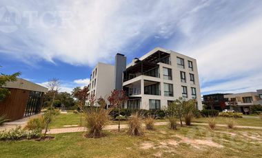Venta departamento en barrio Cerrado Canal Náutico en Tigre