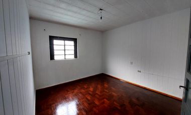 Venta Casa 3 dormitorios con patio - en España y Hospitales - Bv Segui