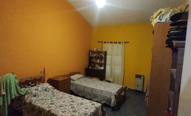 EXCELENTE PROPIEDAD EN CALLE ANTONIO MACHADO CASI ESTADOS UNIDOS!!!