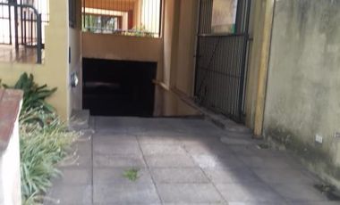 Cochera cubierta en muy buena ubicación - Martinez