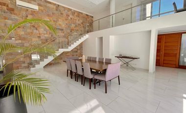 Casa en  club de capo abril