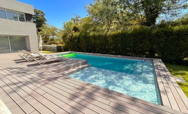 Casa en  club de capo abril