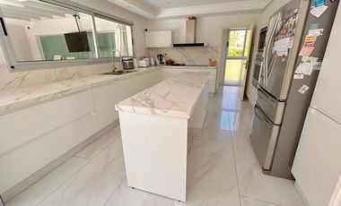 Casa en  club de capo abril