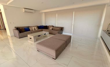 Casa en  club de capo abril