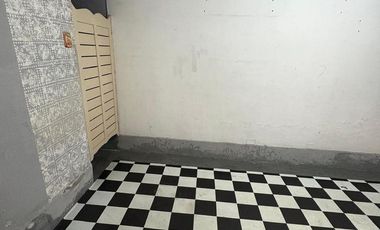 CENTRO DE LANUS ESTE, APTO USO COMERCIAL,  PROFESIONAL ó VIVIENDA!!