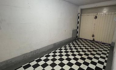 CENTRO DE LANUS ESTE, APTO USO COMERCIAL,  PROFESIONAL ó VIVIENDA!!