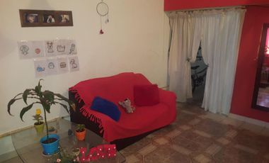 VENTA CASA SAN BERNARDO DEPTO DE DOS AMBIENTES GAS NATURAL