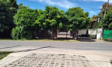 Casa de 2 dormitorios en venta Villa Elisa