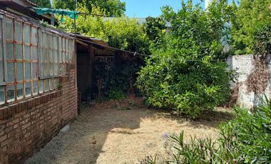 Casa de 2 dormitorios en venta Villa Elisa