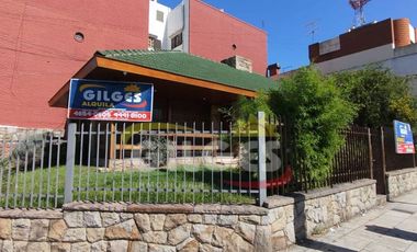 Alquiler Casa 4 Amb. Lomas Del Mirador Uso Comercial Excelente Ubicación