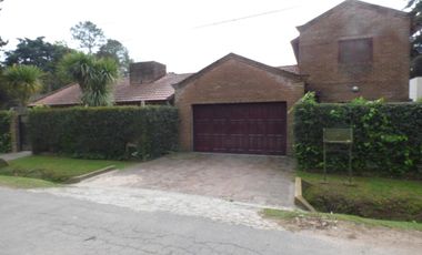 Casa en venta en Villa Elisa