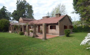 Casa en venta en Villa Elisa