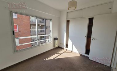 Departamento en alquiler 2 amb y cochera fija Tigre Zona Norte B As