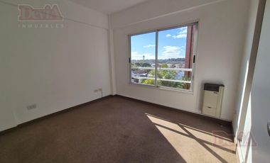 Departamento en alquiler 2 amb y cochera fija Tigre Zona Norte B As