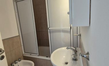 Departamento en alquiler 2 amb y cochera fija Tigre Zona Norte B As