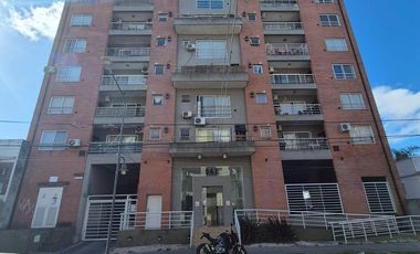 Departamento en alquiler 2 amb y cochera fija Tigre Zona Norte B As