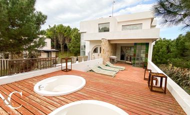 Casa en Venta en Barrio Residencial Costa Esmeralda