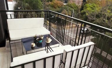 Olivos - Impecable Departamento 2 amb con Balcón c/parrilla y Cochera!