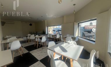 VENTA LOCAL REMEDIOS DE ESCALADA EN ESQUINA