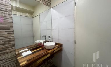 VENTA LOCAL REMEDIOS DE ESCALADA EN ESQUINA