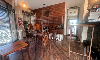 VENTA LOCAL REMEDIOS DE ESCALADA EN ESQUINA