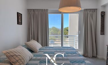 Departamento en venta en Costa Esmeralda con vista abierta