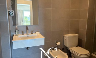 Departamento en venta en Costa Esmeralda con vista abierta