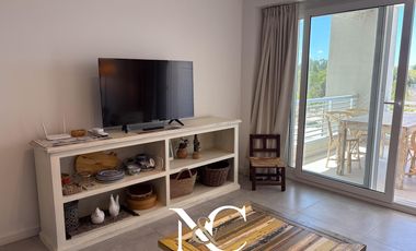 Departamento en venta en Costa Esmeralda con vista abierta