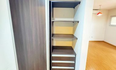 Departamento monoambientes con cochera en alquiler