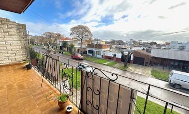 Chalet 4 Amb con Local y Parque