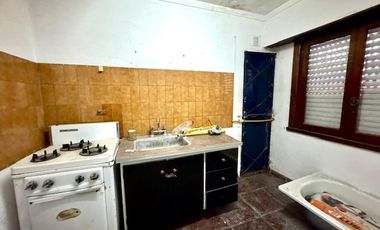 Chalet 4 Amb con Local y Parque