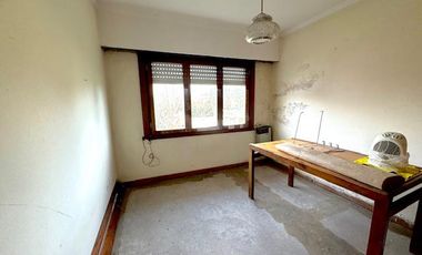 Chalet 4 Amb con Local y Parque