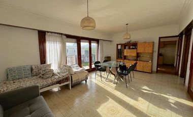 Chalet 4 Amb con Local y Parque