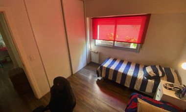 Departamento de categoría con terraza propia , cochera doble y baulera.