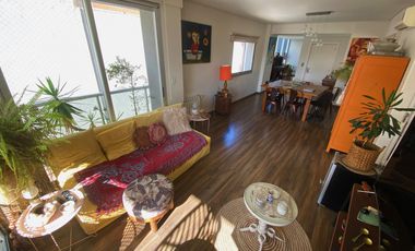 Departamento de categoría con terraza propia , cochera doble y baulera.