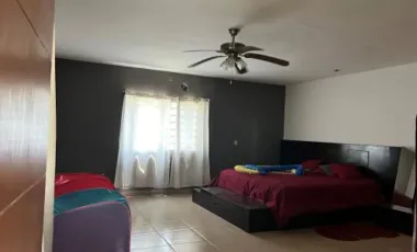 Quinta en venta en Los Cristales, Monterrey, Nuevo León