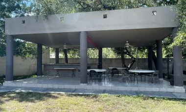 Quinta en venta en Los Cristales, Monterrey, Nuevo León
