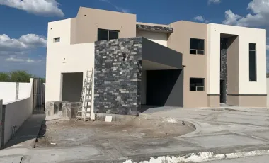 Casa en venta en Parras de la Fuente Centro, Parras, Coahuila de Zaragoza