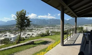Casa en venta en Paseo del Vergel, Monterrey, Nuevo León