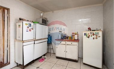 OPORTUNIDAD CASA CON AMPLIO TERRENO SAN JOAQUIN
