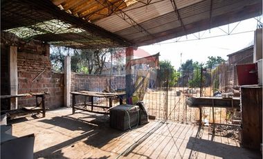 OPORTUNIDAD CASA CON AMPLIO TERRENO SAN JOAQUIN