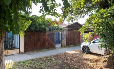 OPORTUNIDAD CASA CON AMPLIO TERRENO SAN JOAQUIN