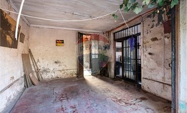 OPORTUNIDAD CASA CON AMPLIO TERRENO SAN JOAQUIN